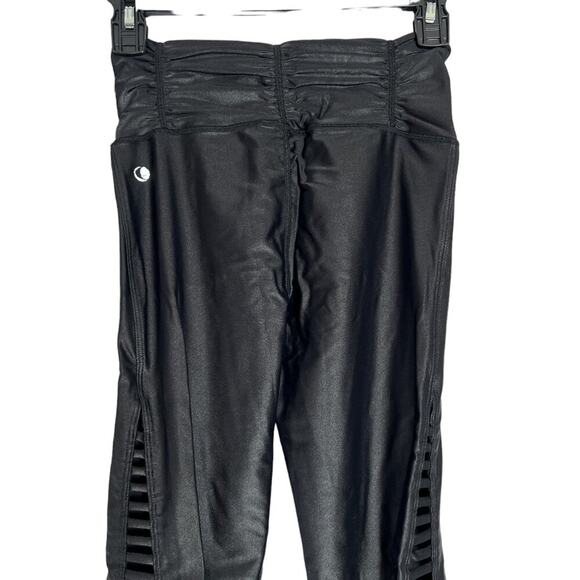 CARBON38 x CHILL BY WILL Shiny Cutout Leggings SIZE XS S Black Open Sides - Picture 7 of 12
